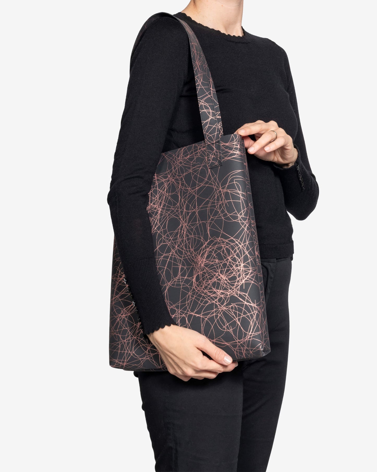 Vertical Bag - pink on black